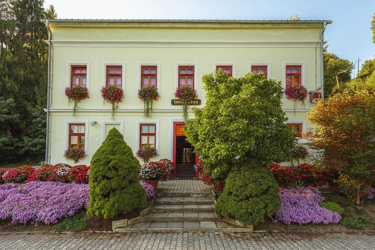 4, Gloria Terrace River Cottage Close to Olimje, Kozje