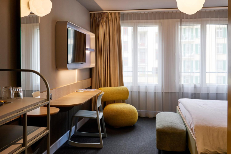 Bedroom 2, Continental Park, Luzern