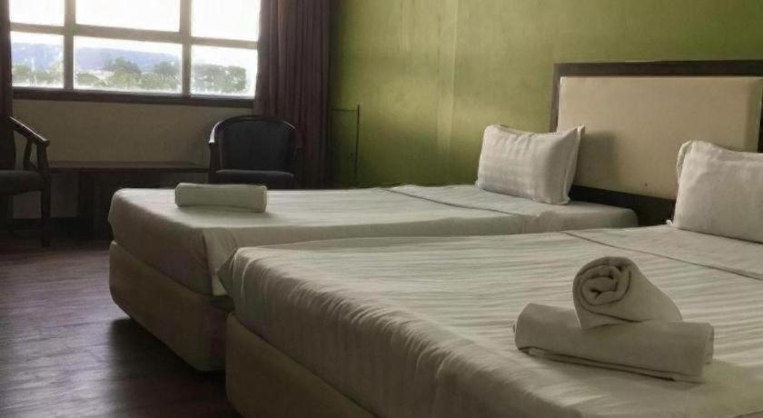 Bedroom 3, Golden Hotel, Kota Kinabalu