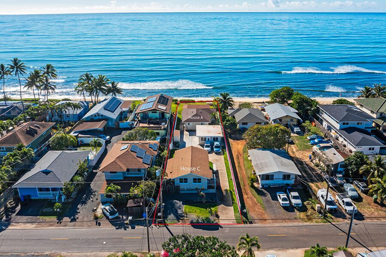 Exterior 3, Ocean-beach Front Family Dream Vacation Ewa Beach Home W/full Beach Access, Honolulu