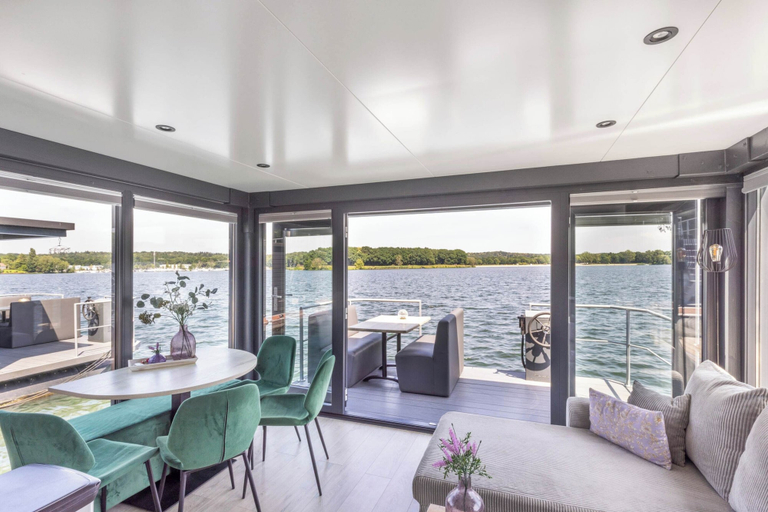 Living room 5, Houseboat Marina With Hot Tub, Mook en Middelaar