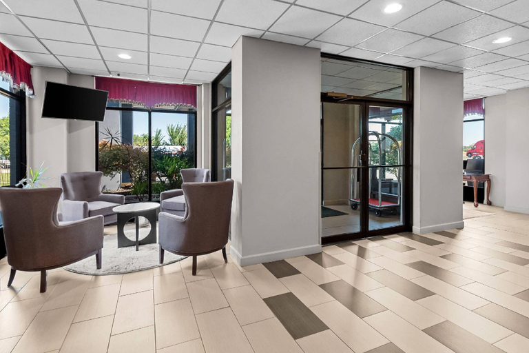 Public Area 2, Quality Inn near Potomac Mills, Prince William