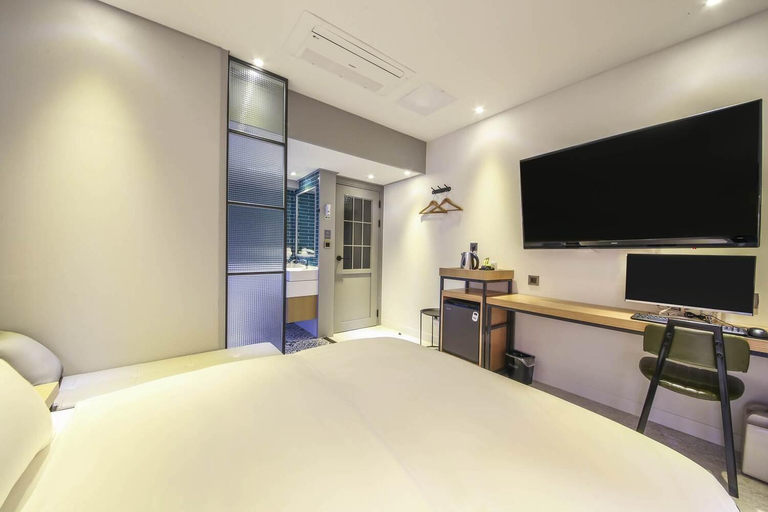 Bedroom 2, Brooks Hotel Tongyeong, Tongyeong