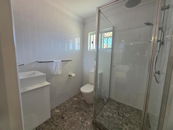 Bathroom, The Park Motel, Charters Towers