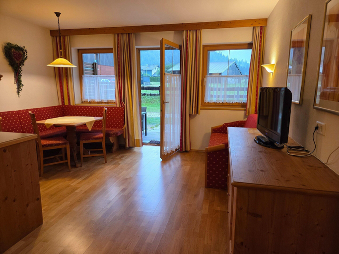 Primary image, Tyrolean Apartment with Terrace, Schwaz