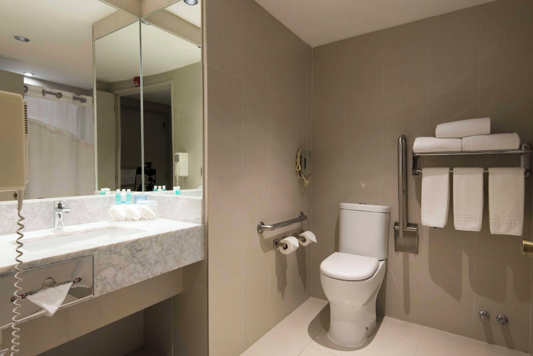 Bathroom 5, Holiday Inn Express TEMUCO, Cautín