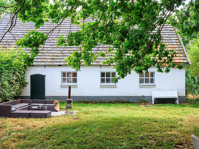 Garden 5, Cozy Stay With Recreation Room, Wijk bij Duurstede
