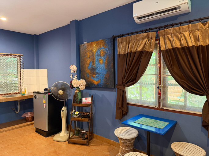 Others 4, Cosy Elephant Beachfront bungalow, Phuket Island