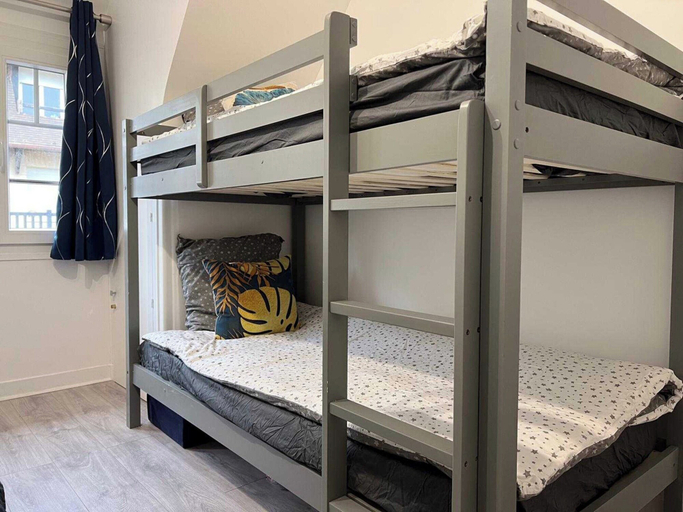Room 5, Charming Apartment 1br/6p - Deauville, Calvados