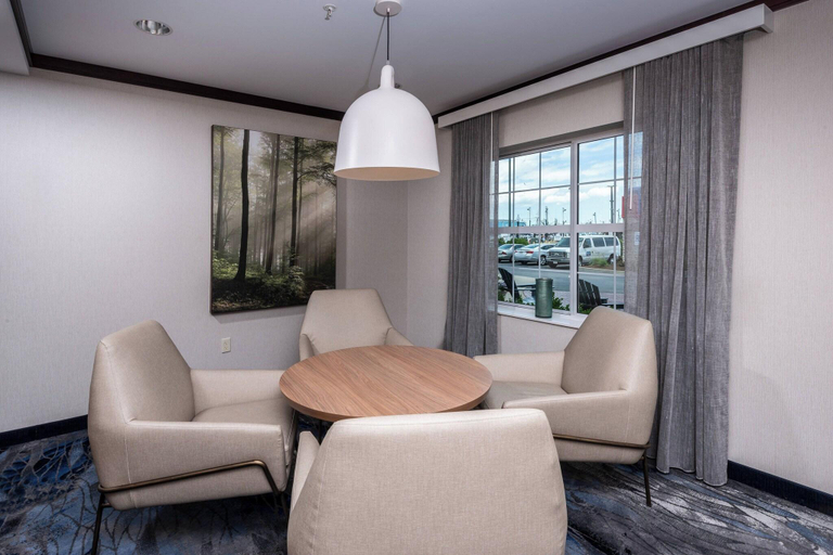 Public Area 2, Fairfield Inn & Suites by Marriott New Bedford, Bristol
