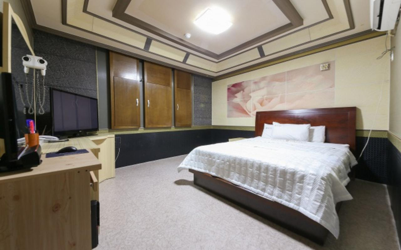 Bedroom 2, Mokpo Greece, Muan