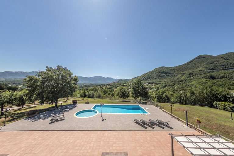 Pool 5, Villa Pamela, Avellino