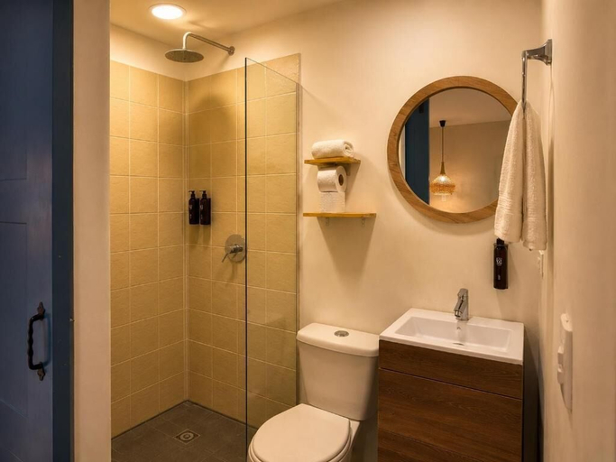 Bathroom 3, Luum Boutique Hotel, Medellín
