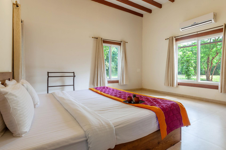 Bedroom 2, Corfu & Crete by StayVista - Mountain-view villa, Raigarh