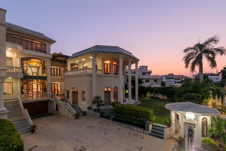 Exterior & Views 1, StayVista at Kia Ora, Raigarh