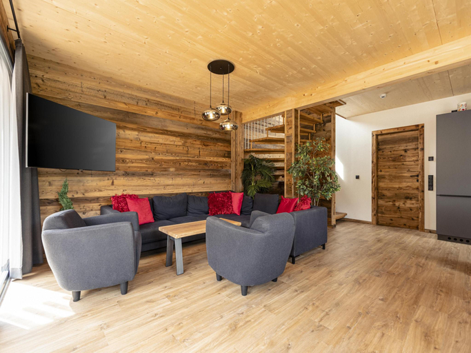 3, Chalet mit 4 Schlafzimmern und Sauna, Reutte
