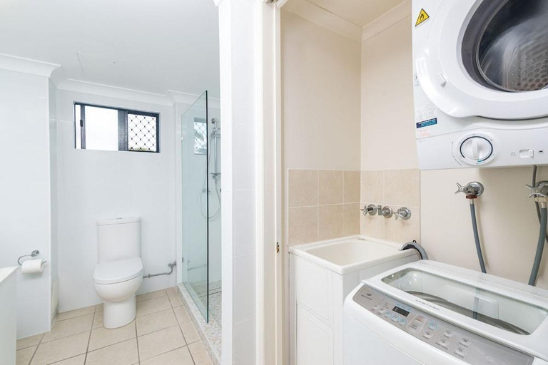 Bathroom 4, Meridian Port Douglas, Douglas