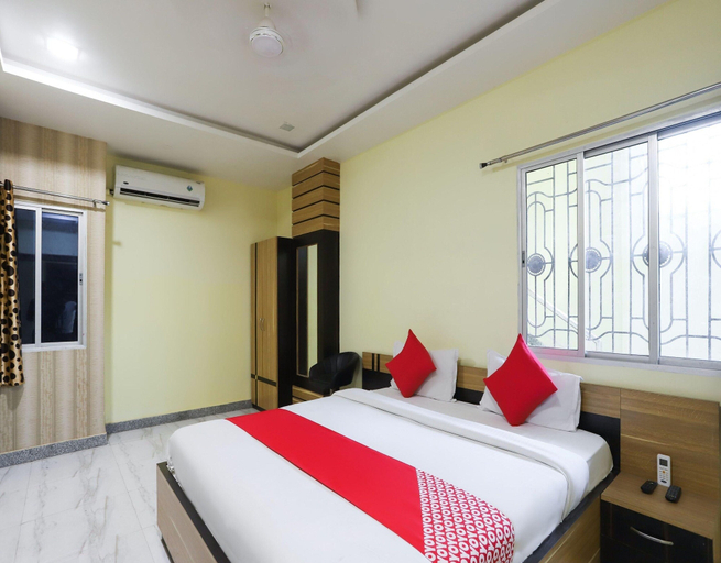 Room 4, Deluxe Akhand Param, Begusarai