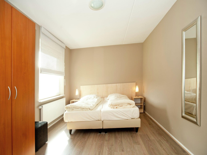 Bedroom, Maasgouw Houses, Heel