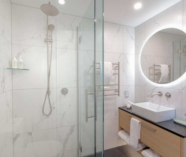 Bathroom 3, Avani Queenstown Hotel, Queenstown-Lakes