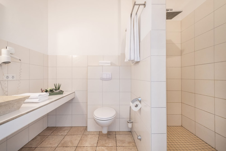 Bathroom 4, Pharisäerhof, Nordfriesland