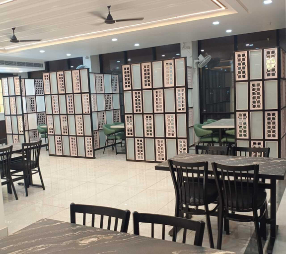 Dining, Hotel Kanti Empire, Dhaulpur