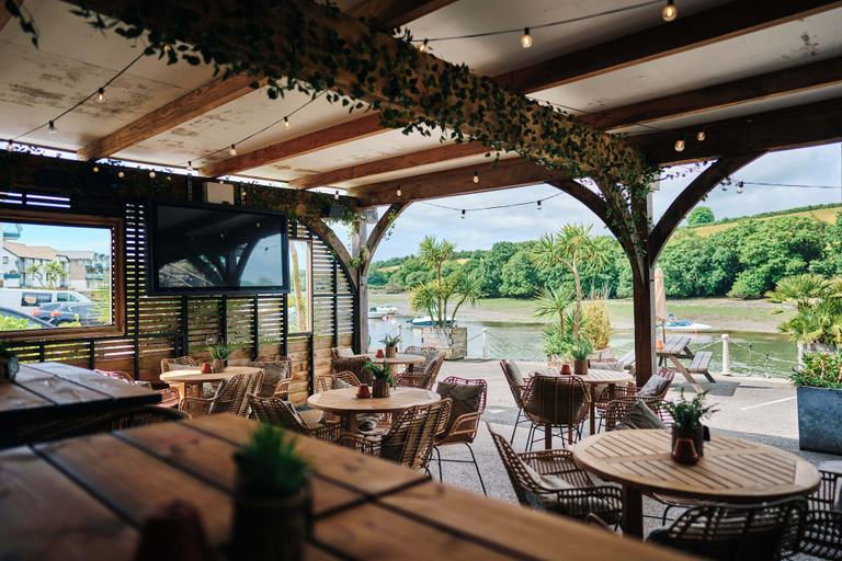 Food & Drinks, The Crabshell, Devon