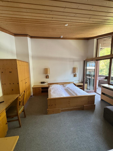 Bedroom 2, Hotel LukasMayr, Zell am See