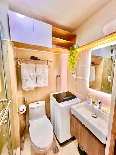 Bathroom 3, Scandi Haven I Scandinavian Stay Near MOA, Pasay City