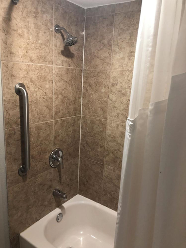 Bathroom 4, Executive Inn, Oklahoma