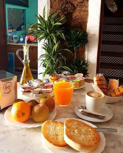 Food & Drinks 5, Hostal El Asturiano, Cádiz