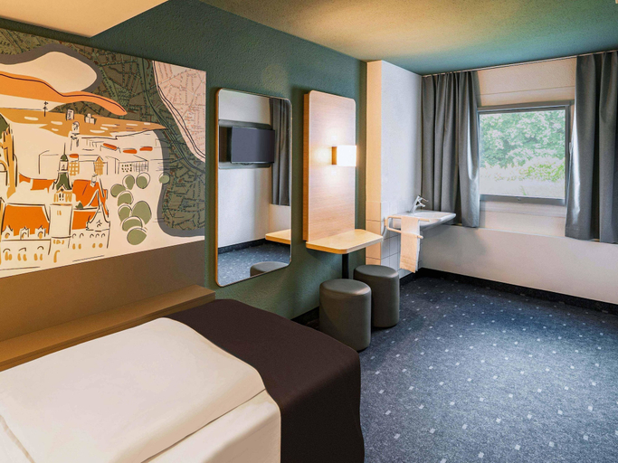 Bedroom 3, B&B HOTEL Hannover-Garbsen, Region Hannover