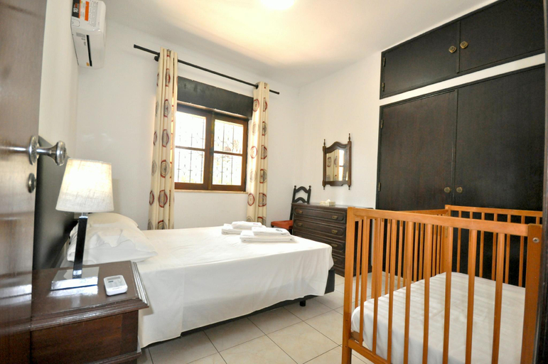 Bedroom 3, Private pool villa walking distance to the centre, Loulé