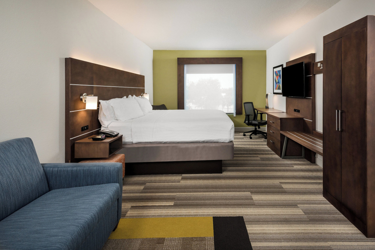 Bedroom 3, Holiday Inn Express & Suites BARTOW by IHG, Polk