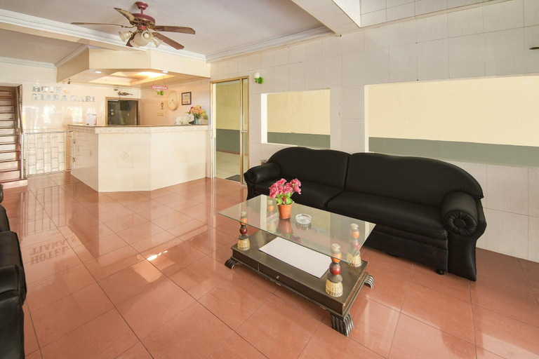 Lobby 3, Luxury Twin Stay With Free Wifi and Parking, Makassar