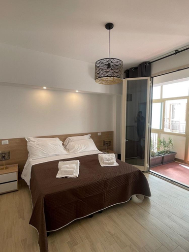 Bedroom 5, Corso Italia 72, Catania