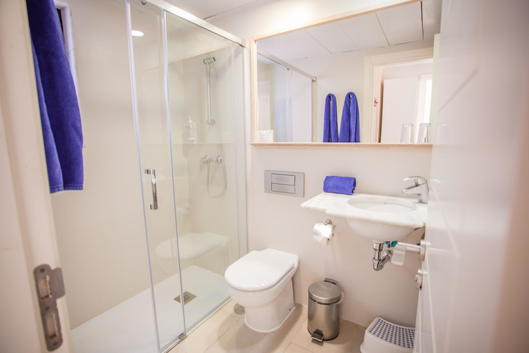 Bathroom 4, Caybeach Meloneras, Las Palmas