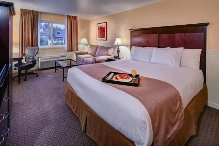 Bedroom 4, Lake Natoma Inn, Sacramento