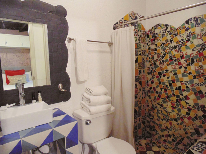 Bathroom 5, Coyotito Beds San Ãngel, Mexico City