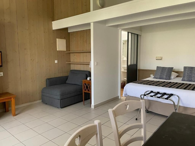 Bedroom 3, La Villa Hôtel Bien Être, Charente-Maritime