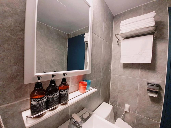 Bathroom 3, Little Prince Hotel , Gunsan