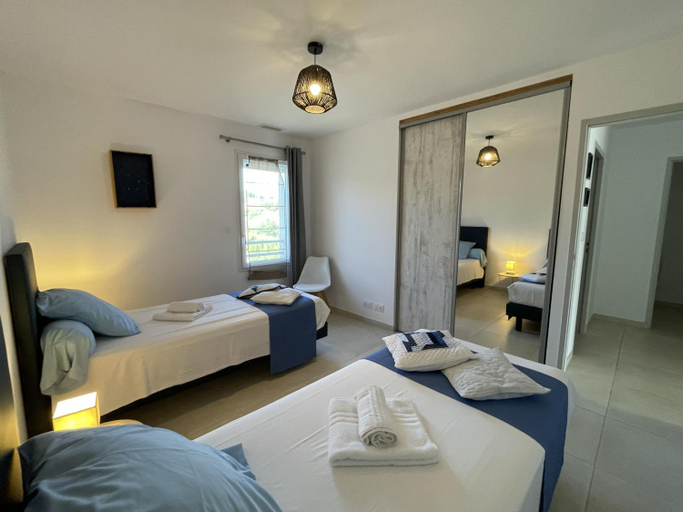Bedroom, Val des Bruyeres - l'Olivier gite tout confort dans un village typique pres de Pezenas, Hérault