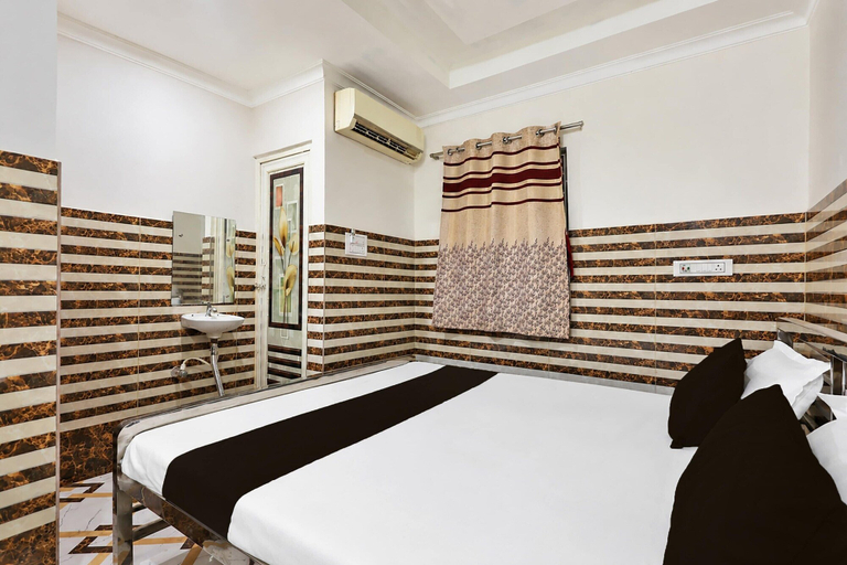 Room 4, Deluxe With Twin Bed Ayush Villa, South 24 Parganas