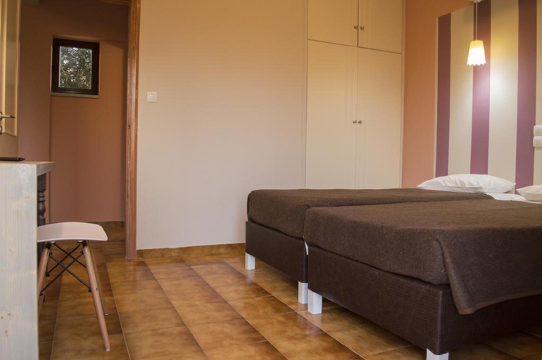 Bedroom 2, Nireas Hotel, Crete