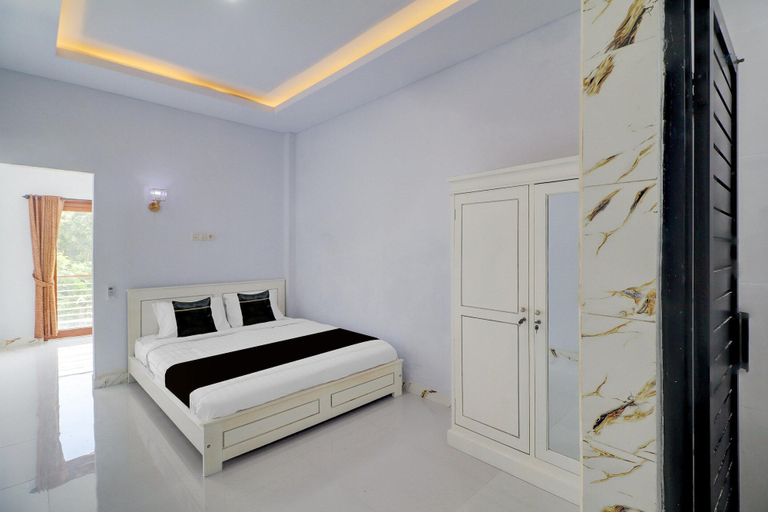 Room 4, Cozy Double Stay Near Mangusada Hospital, Badung