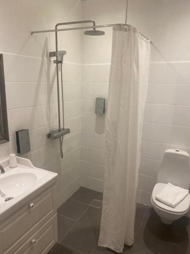 Bathroom 4, Den Gamle Grænsekro, Kolding