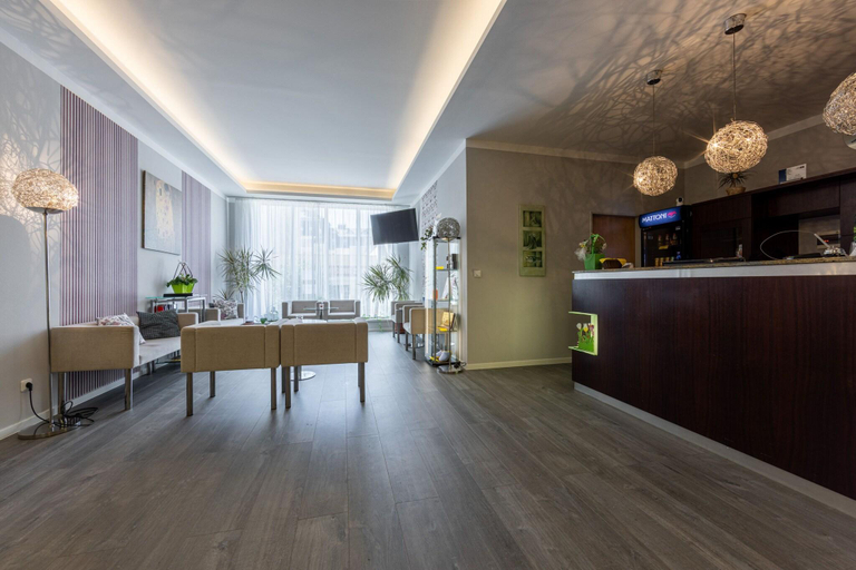 Public Area, KurHotel Brussel, Cheb