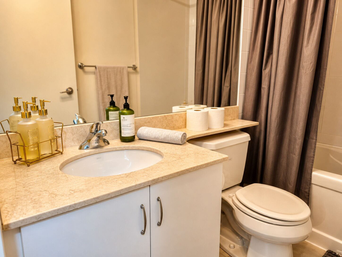 Bathroom 3, Majestic Grand Residence, Toronto