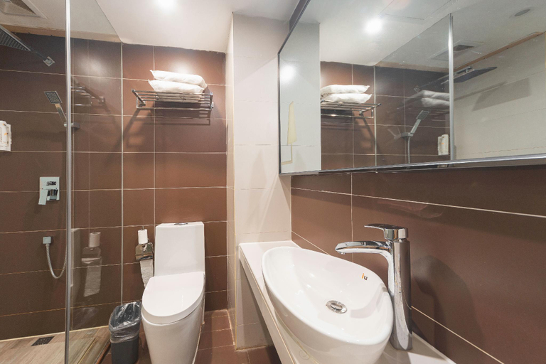 Bathroom 2, IU Hotel Changsha Railway Station Branch, Changsha
