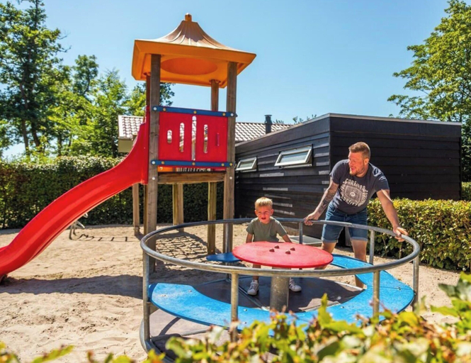 Children's area, Villa Waterfront 6